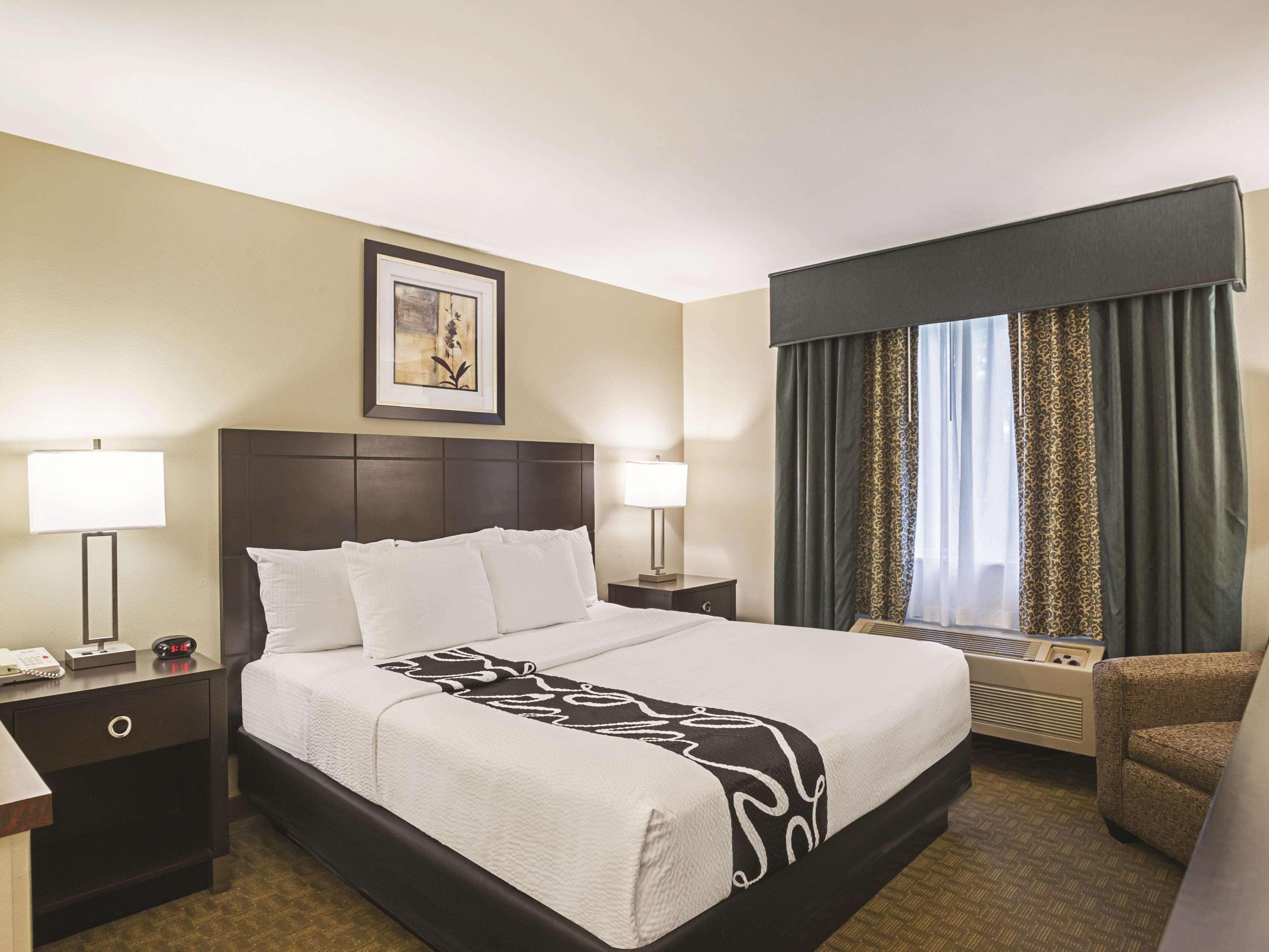La Quinta Inn By Wyndham Olympia - Lacey Exterior photo