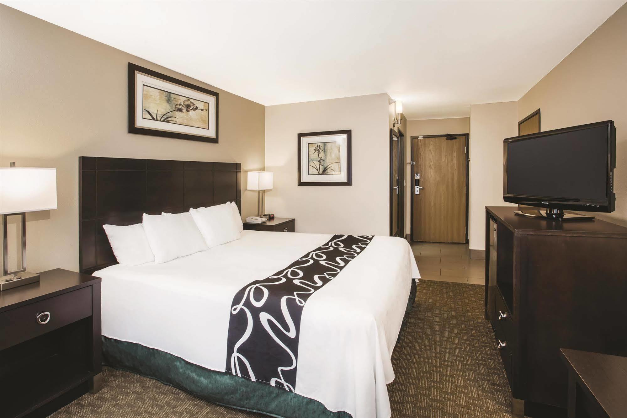 La Quinta Inn By Wyndham Olympia - Lacey Exterior photo